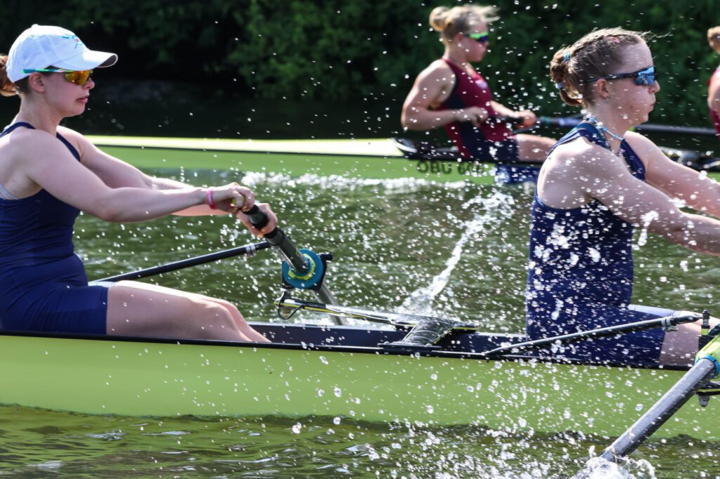 2 women's eights racinfg
