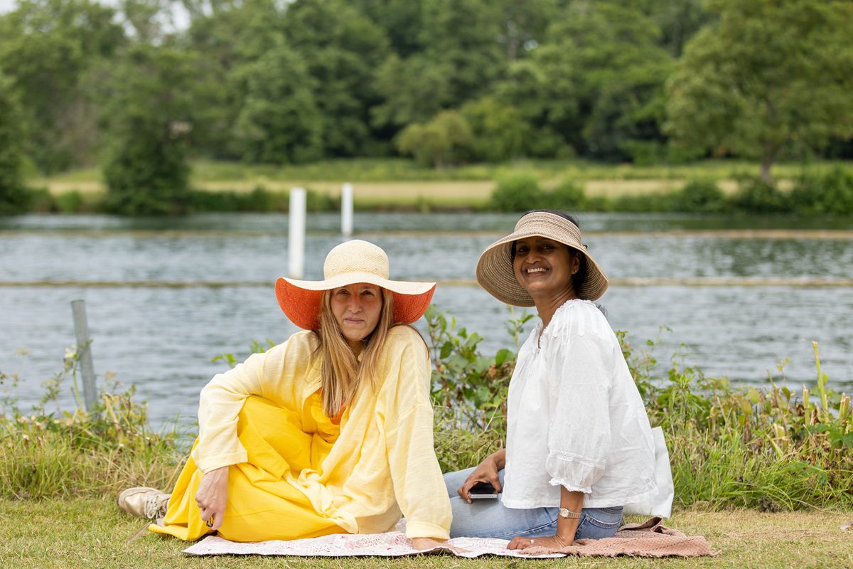Spectators on the bank